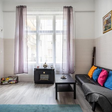 The White House Apartment Budapeste Exterior foto
